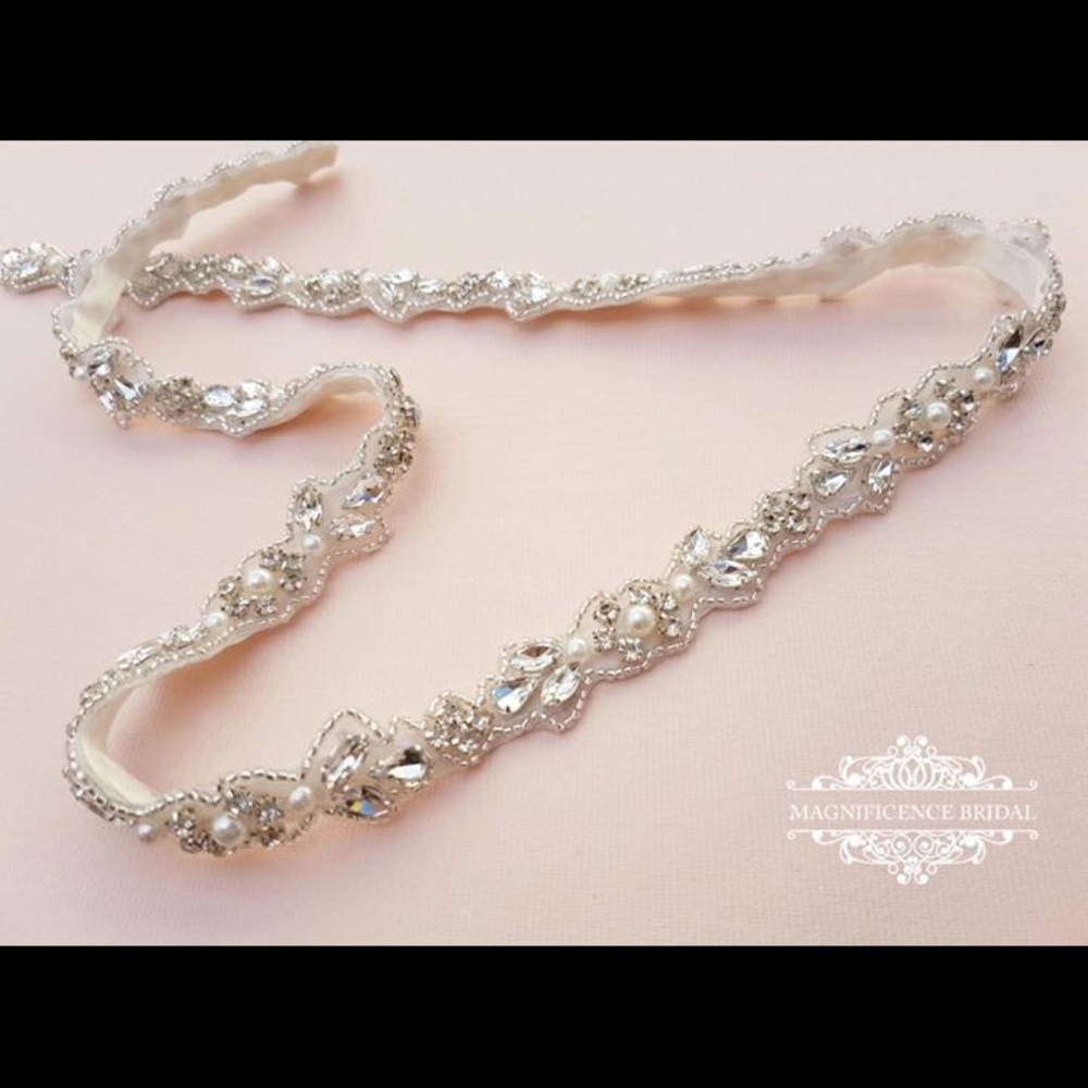 Bridal belt/sash rhinestone skinny NWT